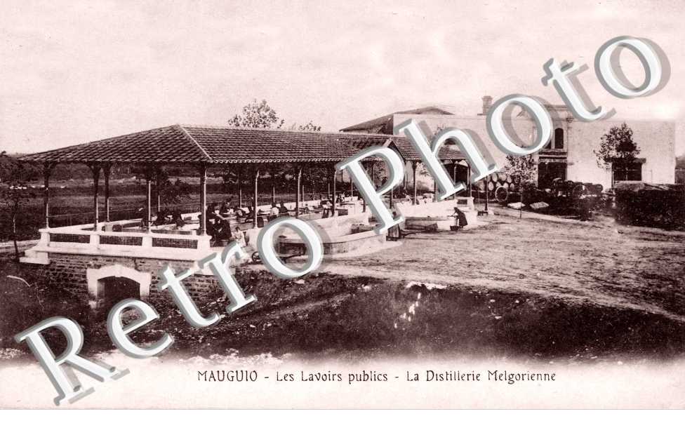 Les lavoirs publics La Distillerie Melgorienne