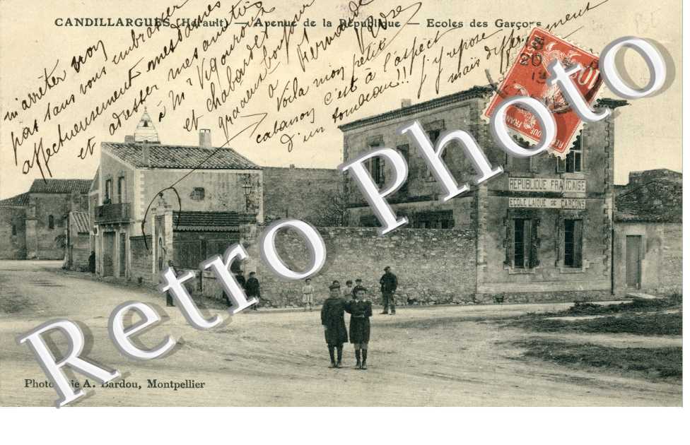 Avenue de la Republique Ecoles des garcons