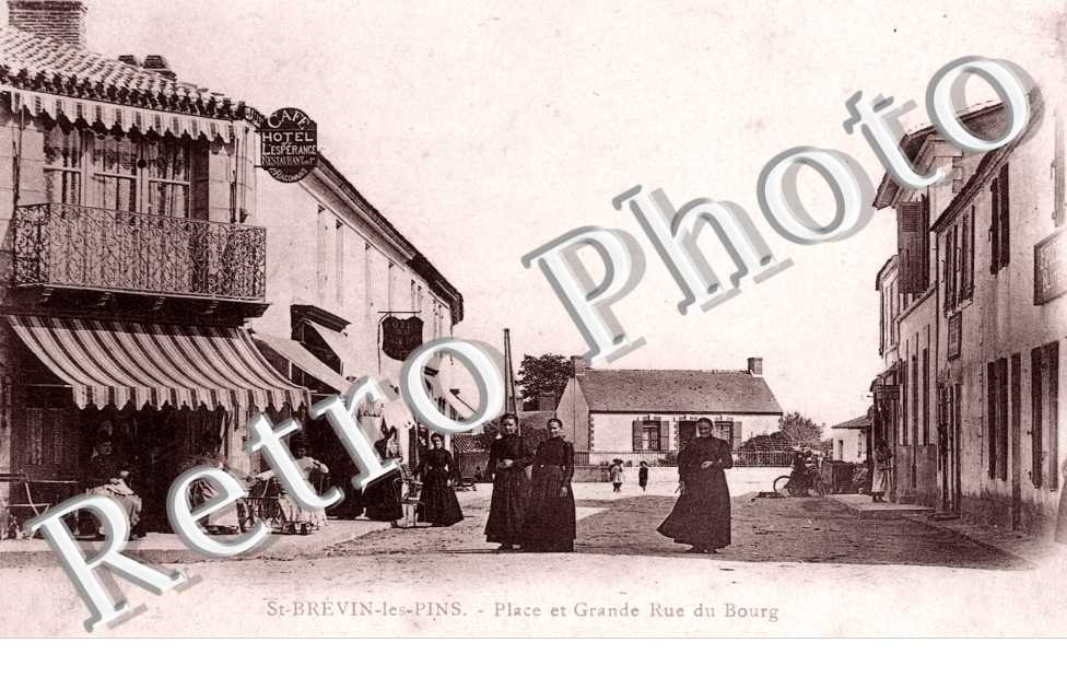 place et grande rue du bourg