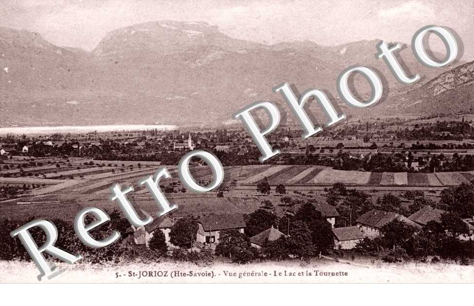 vue generale Le lac et la Tournette