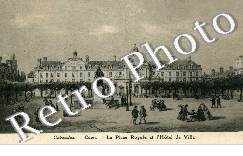 La Place Royale et l'Hotel de Ville