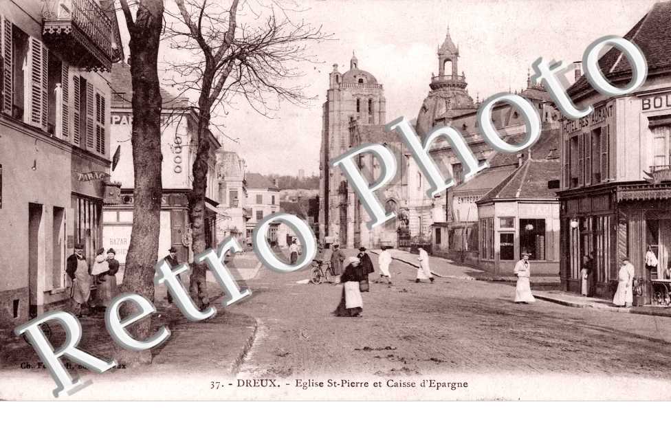 Eglise Saint Pierre et Caisse d'Epargne
