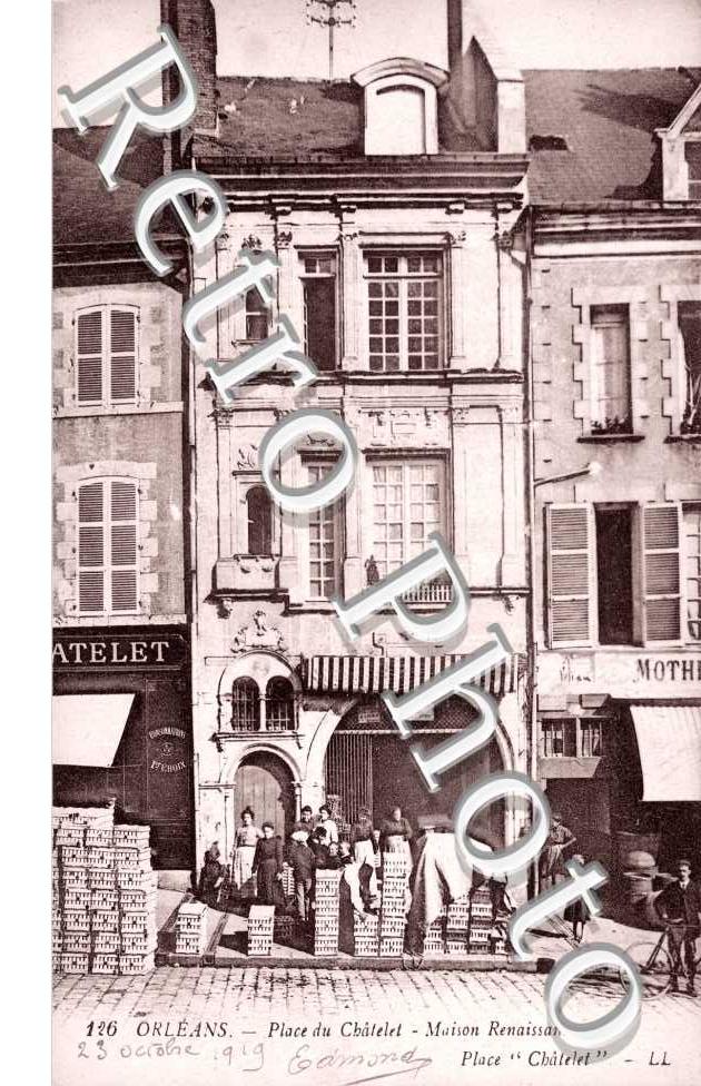 Place du Chatelet - Maison Renaissance