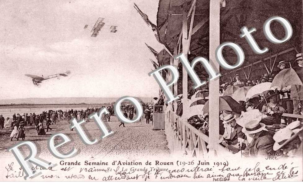 Semaine d'Aviation - La Grande Tribune