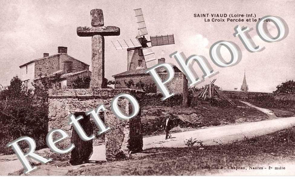 la Croix Percee et le moulin