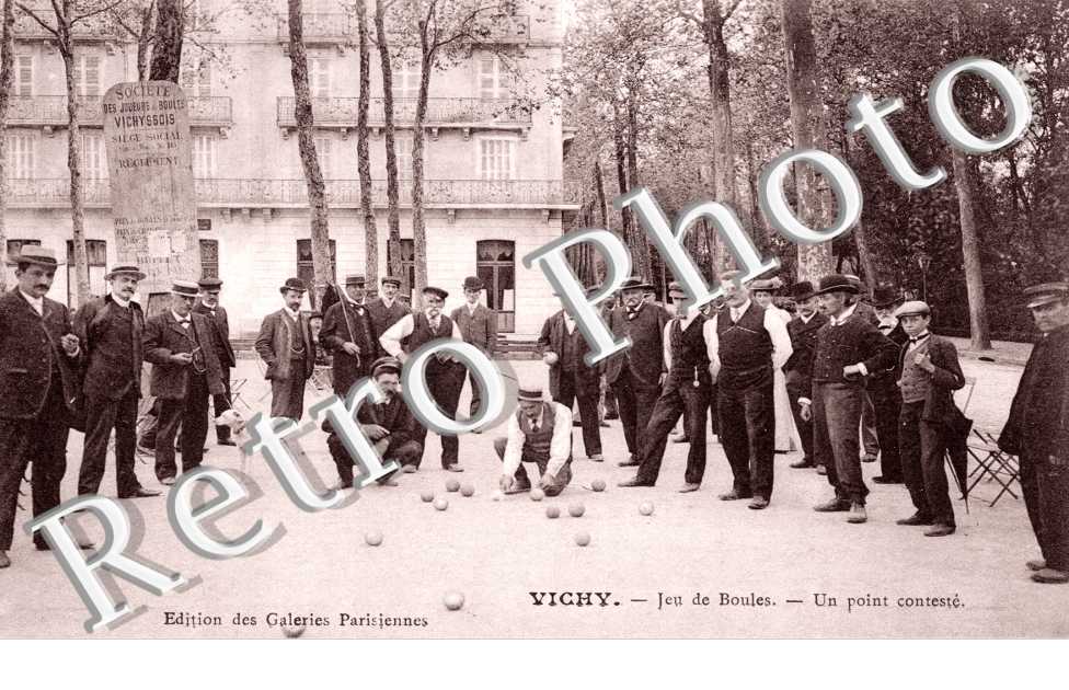 Jeu de boules - Un point conteste