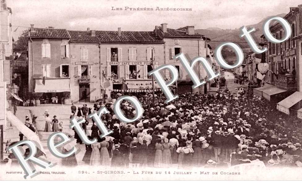 la fete du 14 juillet - mat de cocagne