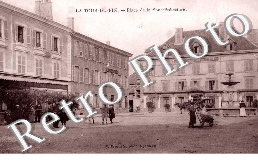 la Place de la Sous-Prefecture