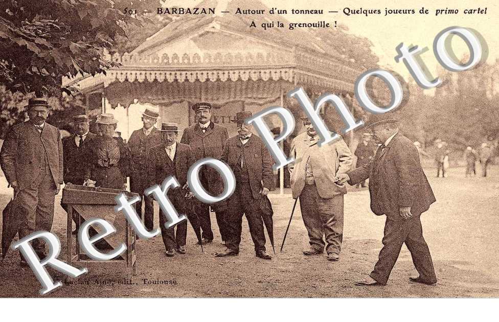 Autour d'un tonneau - Quelques joueurs de primo cartel - a qui la grenouille