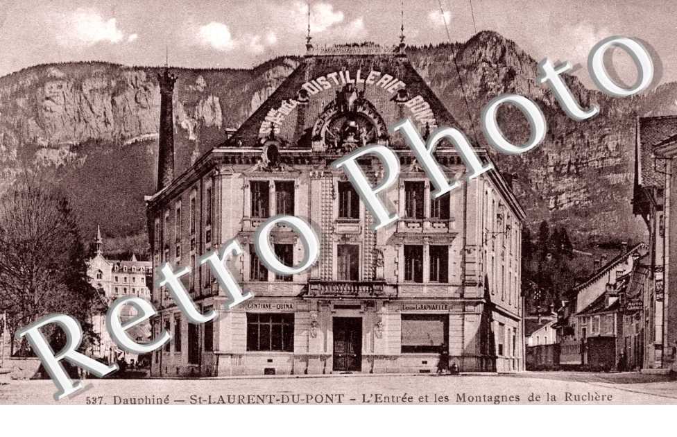 L'Entree et les Montagnes de la Ruchere