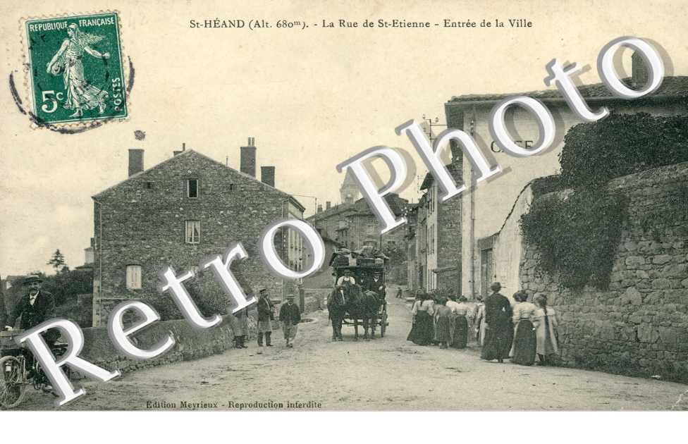 la rue St Etienne - entree de la ville