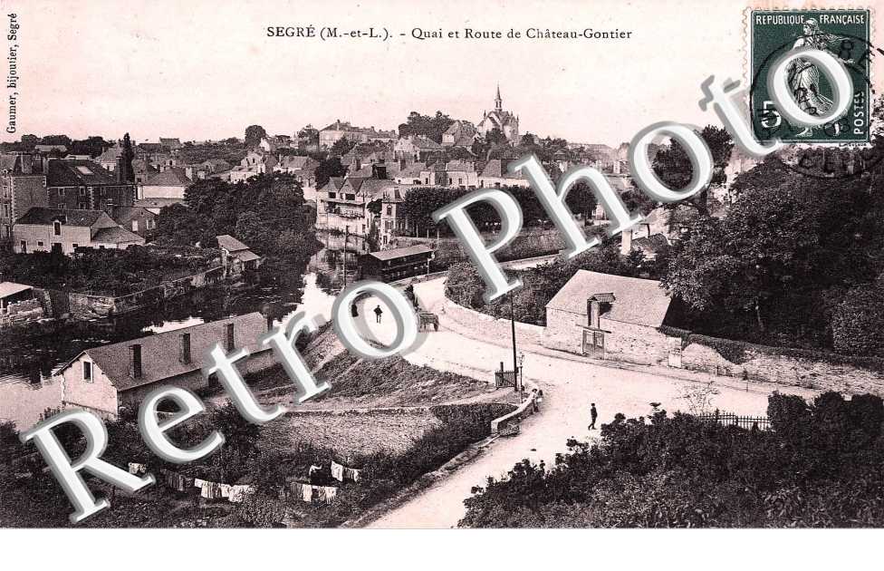 quai et route de chateau gontier