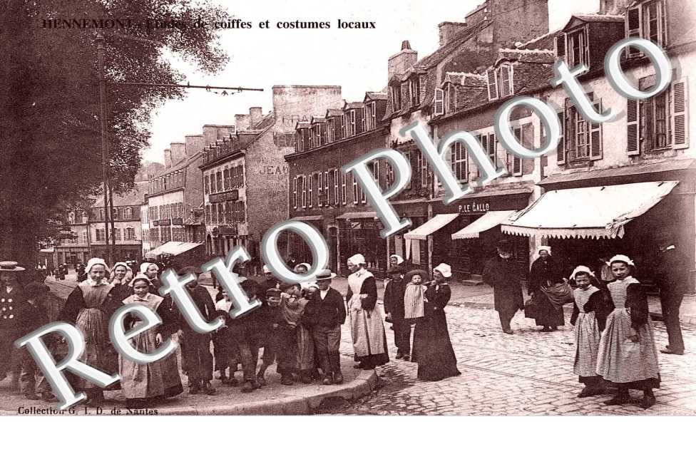 etude de coiffes et costumes locaux