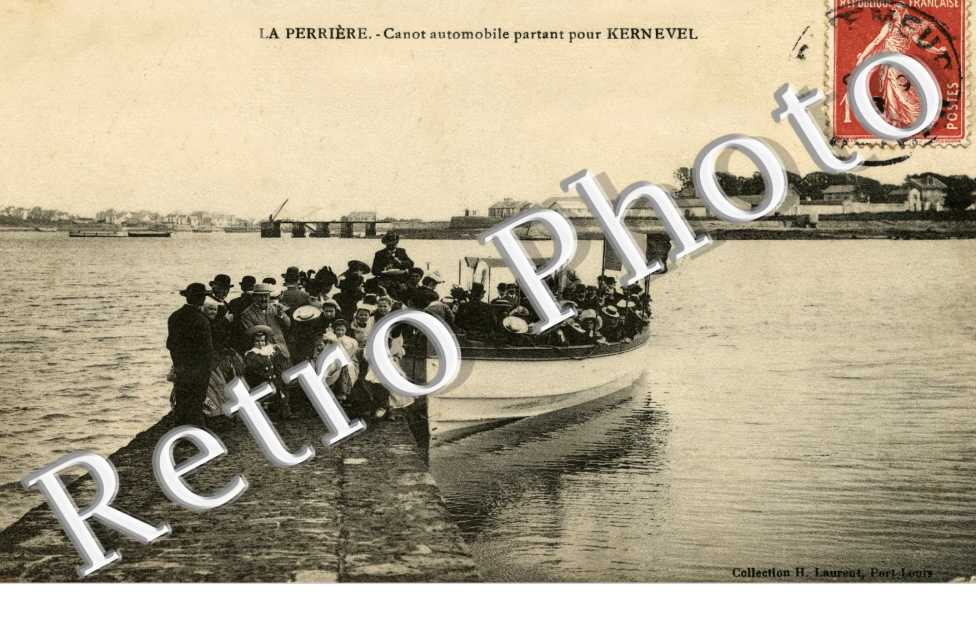 la Perrière Canot automobile partant pour KERNEVEL