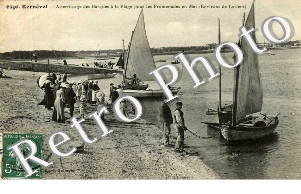 KERNEVEL -  atterrissage des barques a la plage pour les promenades en mer