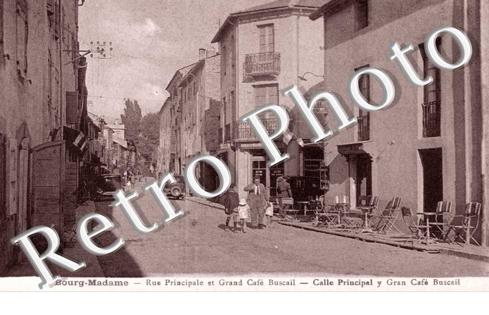 rue principale et grand cafe Buscail