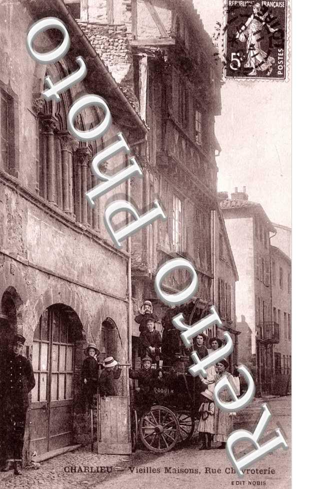 Vieilles Maisons, Rue Chevroterie