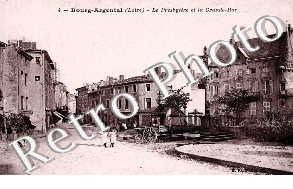 le presbytere et la grande rue