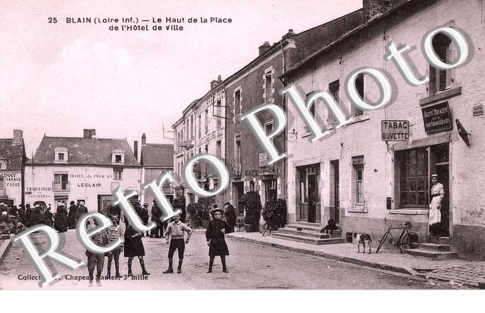 le haut de la place de l'hotel de ville