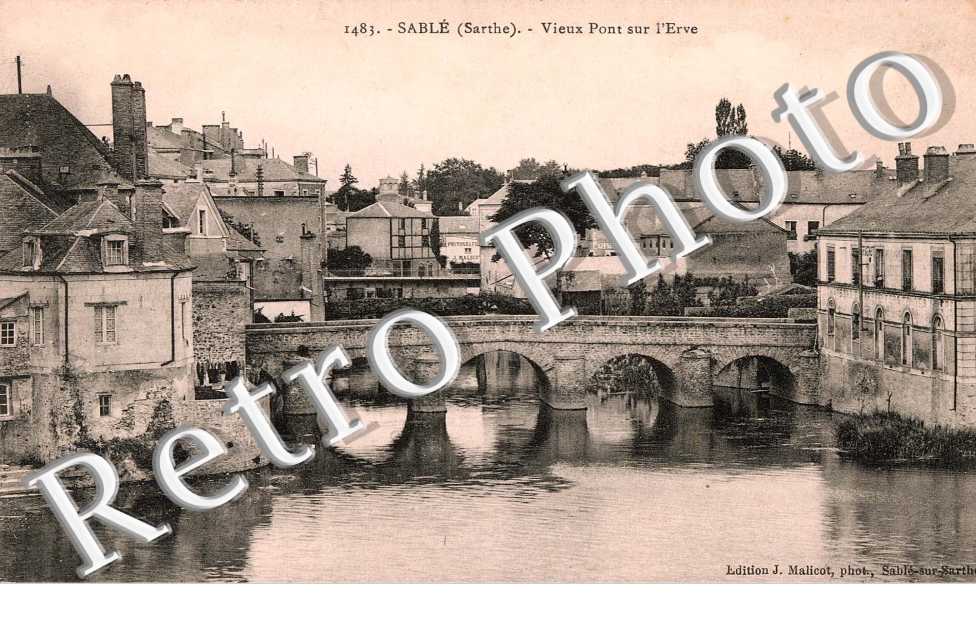 Vieux pont sur l'Erve