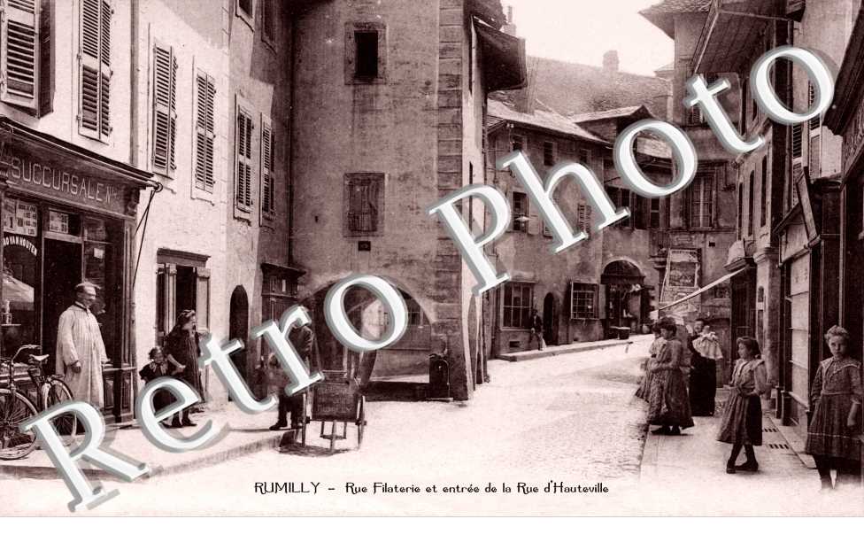 Rue Filaterie et entree de la rue d'Hauteville