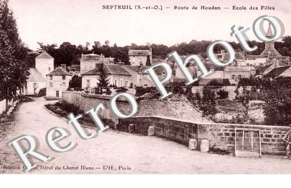 Route de Houdan, Ecole des Filles