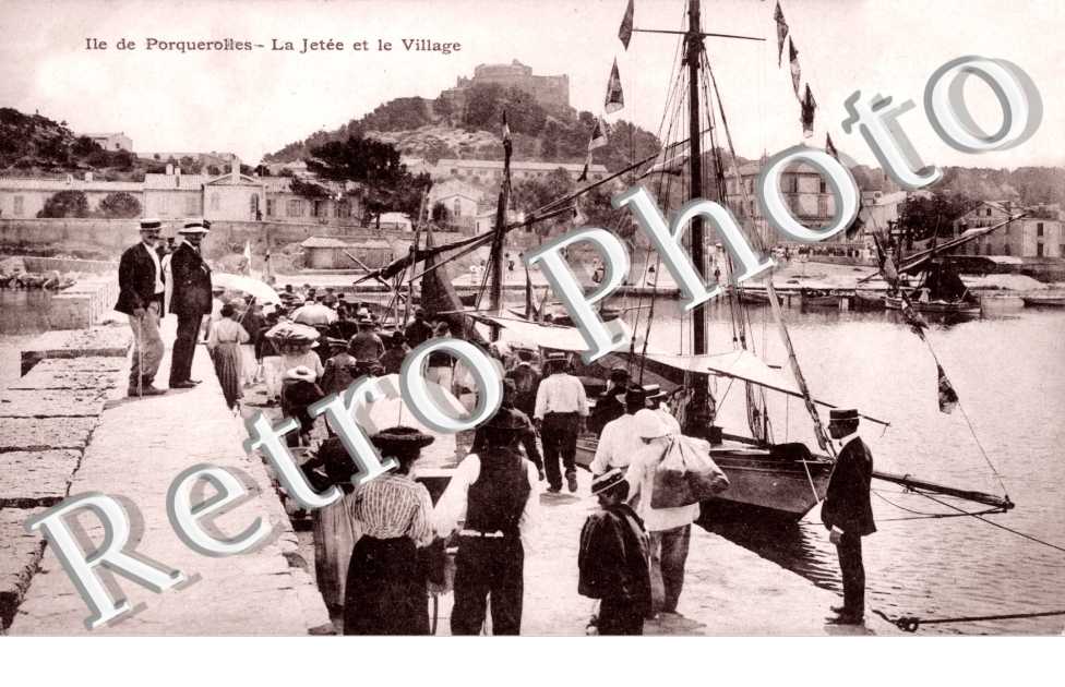 La Jetee et le Village