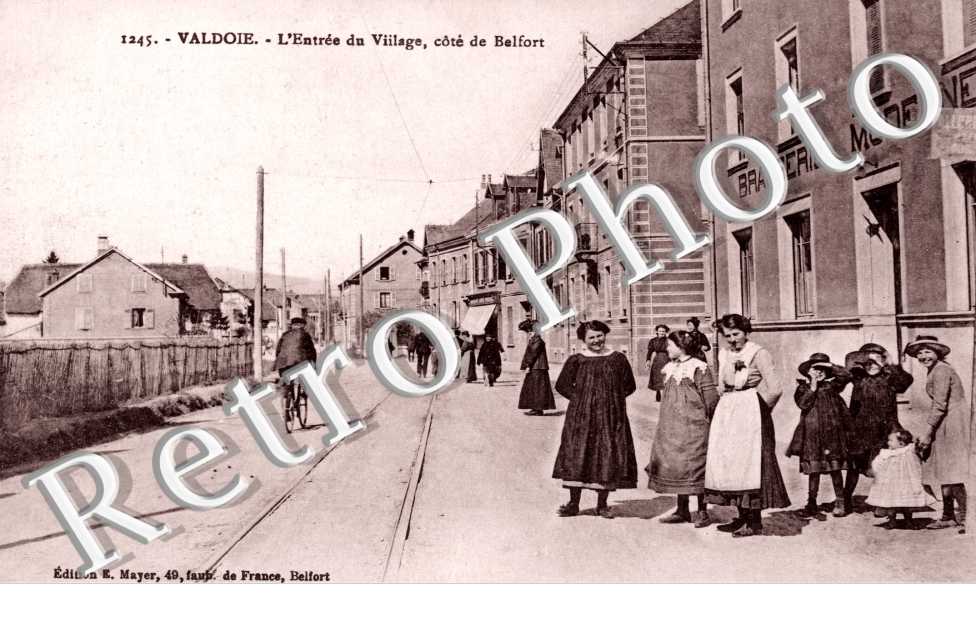 l'entree du village