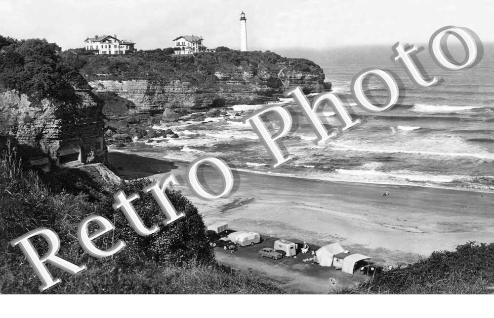 Vue sur la Chambre d'Amour et le Phare