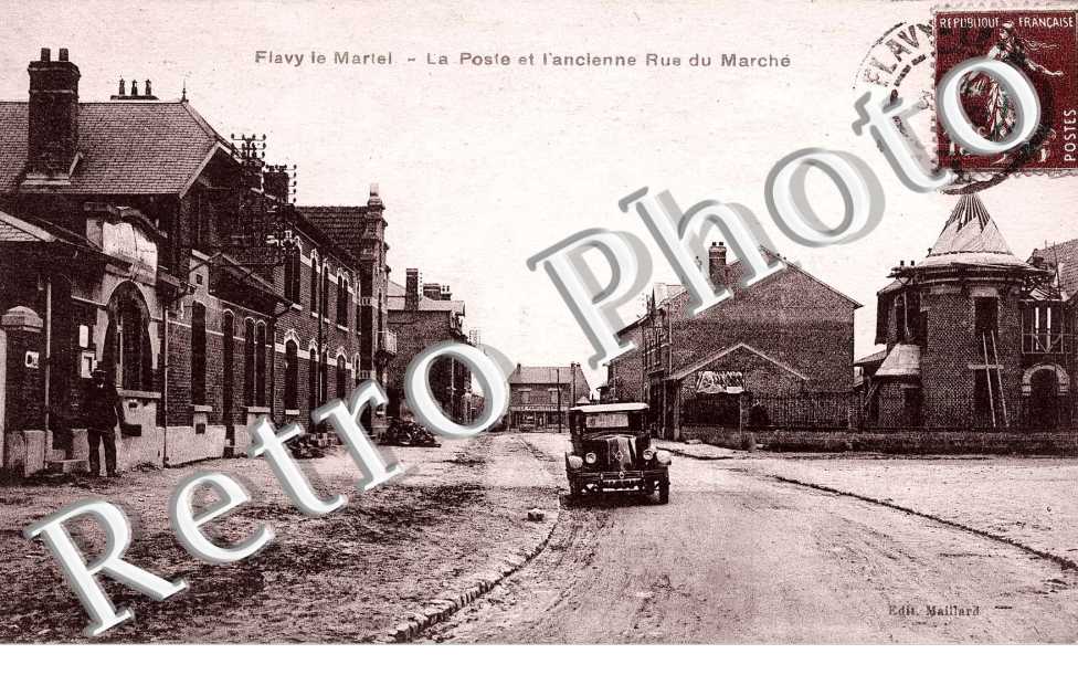 la Poste et l'ancienne rue du marche