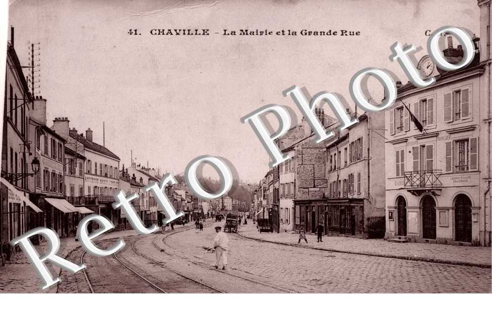 la Mairie et la Grande Rue