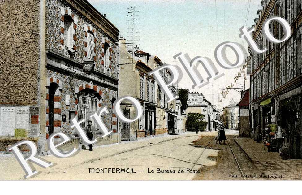 Le bureau de la poste 