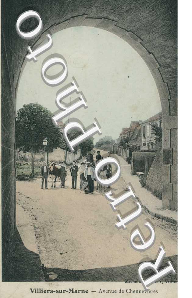 Avenue des Chennevieres  (couleur)