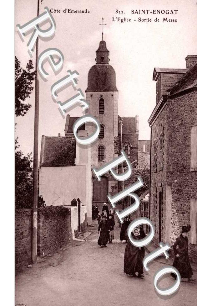 L'Eglise, Sortie de Messe