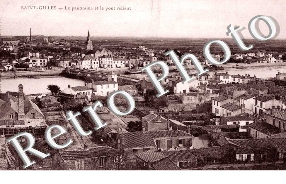 Le panorama et le pont reliant