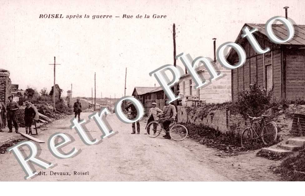 apres la guerre. rue de la gare