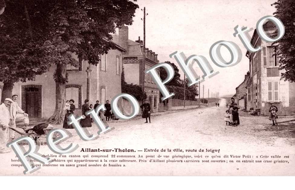 Entree de la Ville, Route de Joigny