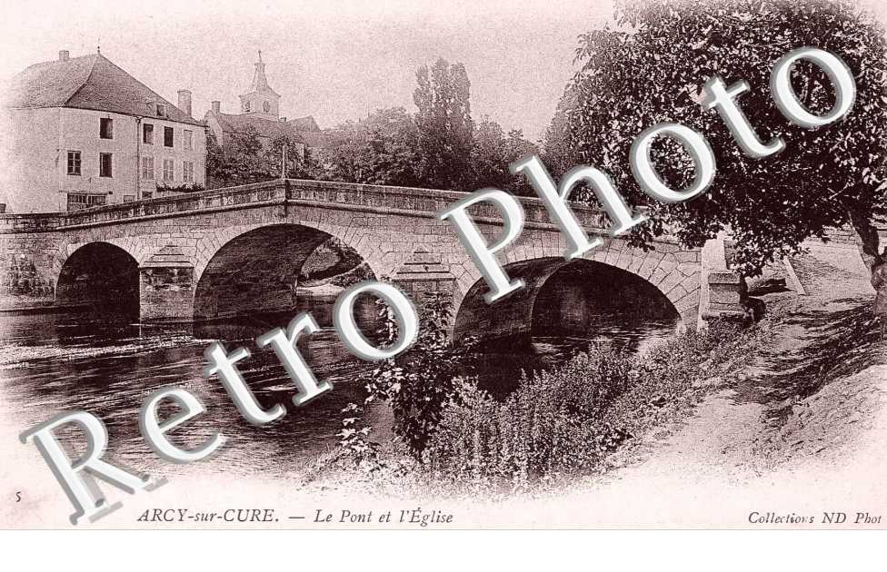 le pont et l' eglise