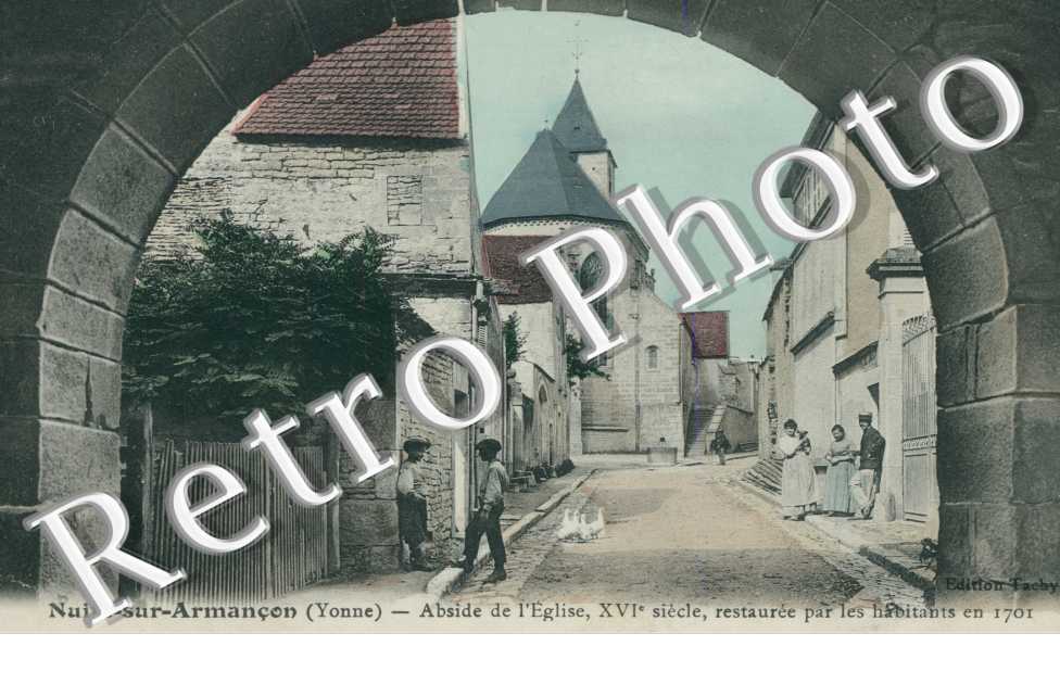 Nuits-sur-Armancon, abside de l' eglise, XVIe siecle, restauree par les habitants en 1701