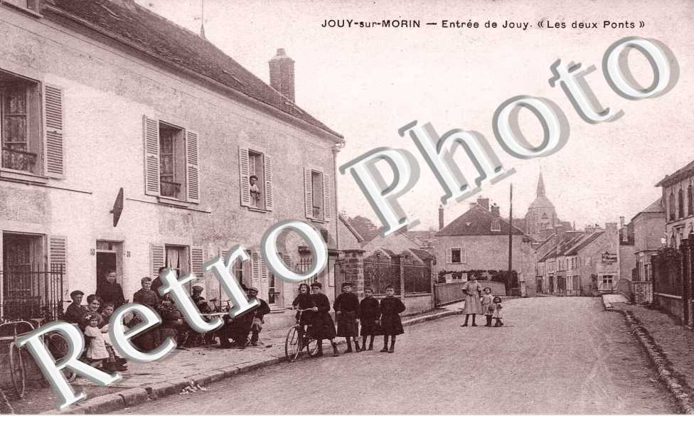 Entree " les deux ponts "