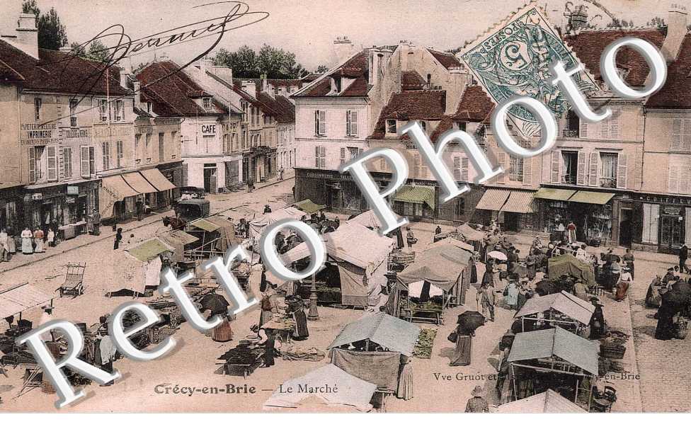 EN BRIE Le marche (couleur)