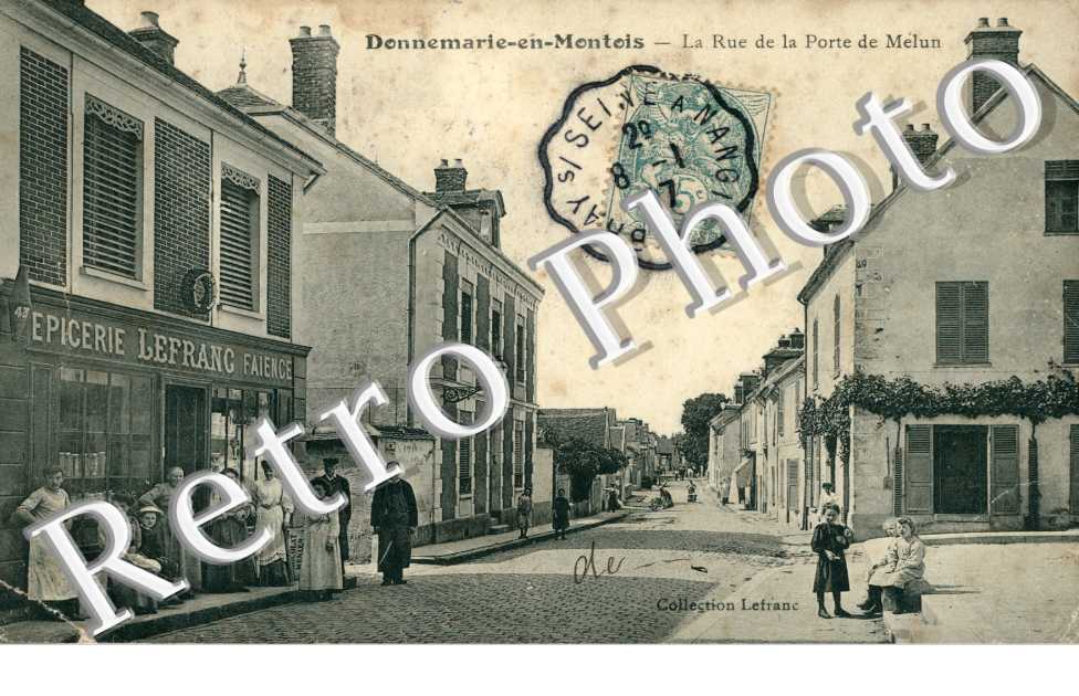 la Rue de la Porte de Melun, Donnemarie-en-Montois