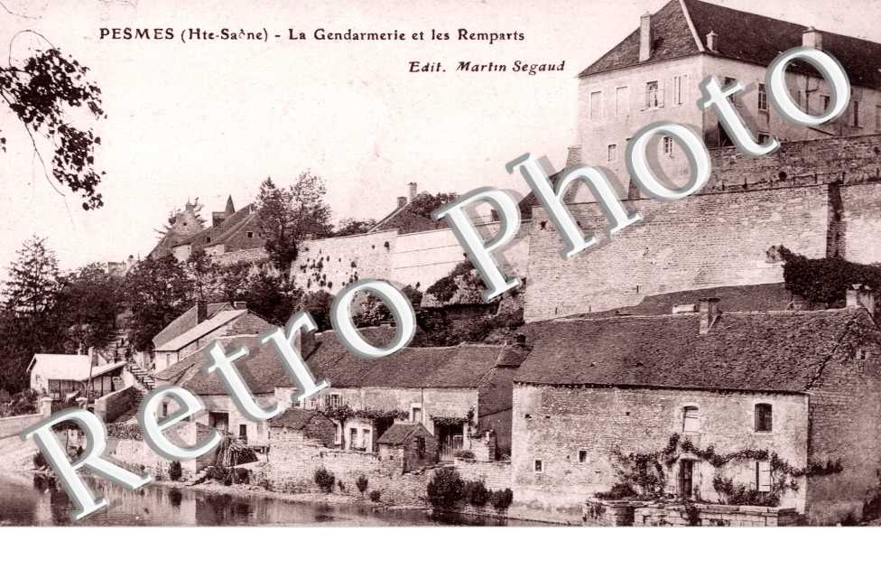 la gendarmerie et les remparts