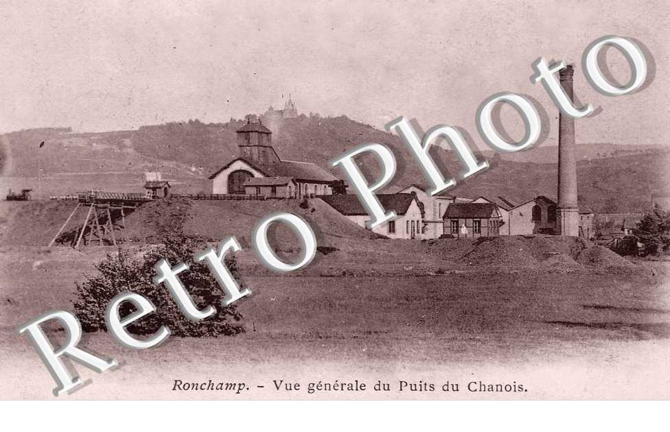 Vue generale du puits du chanois
