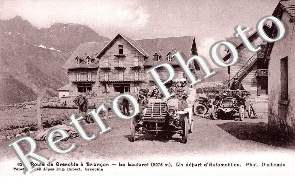 ROUTE DE GRENOBLE A BRIANCON un depart d'automobile