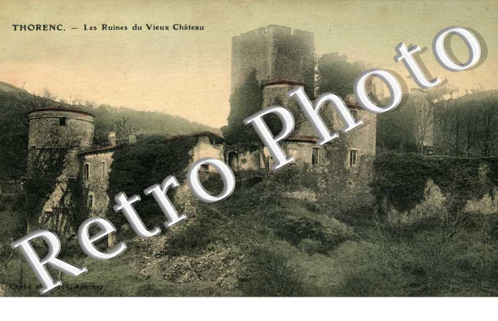 LES RUINES DU VIEUX CHATEAU