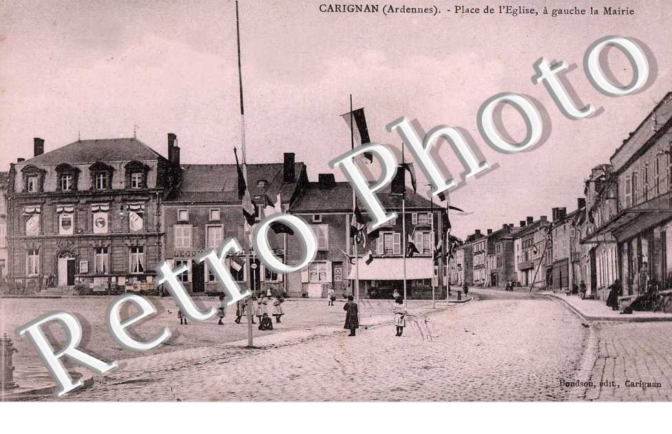 Place de l'Eglise et la Mairie