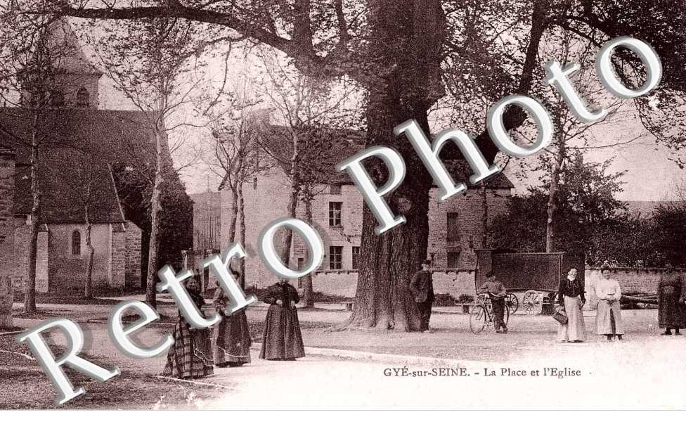 La Place et l'Eglise