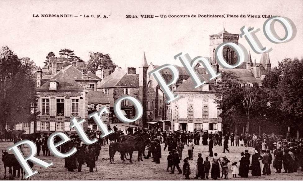un concours de poulinieres, place du vieux chateau