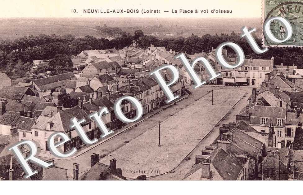 La Place a vol d'oiseau